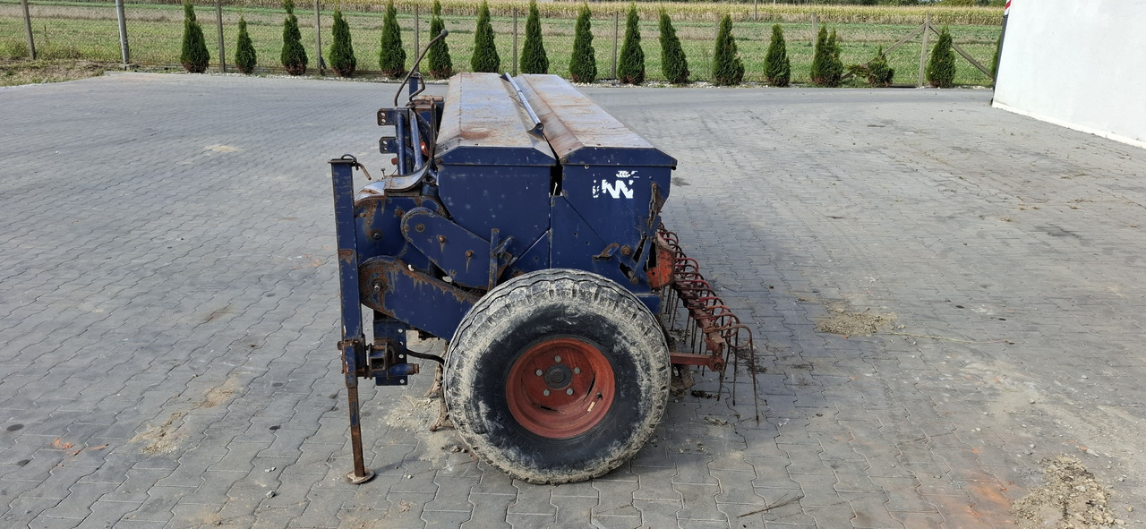 NORDSTEN Combi-Matic 3 m - Maquinaria de siembra: foto 2 NORDSTEN Combi-Matic 3 m - Maquinaria de siembra: foto 2