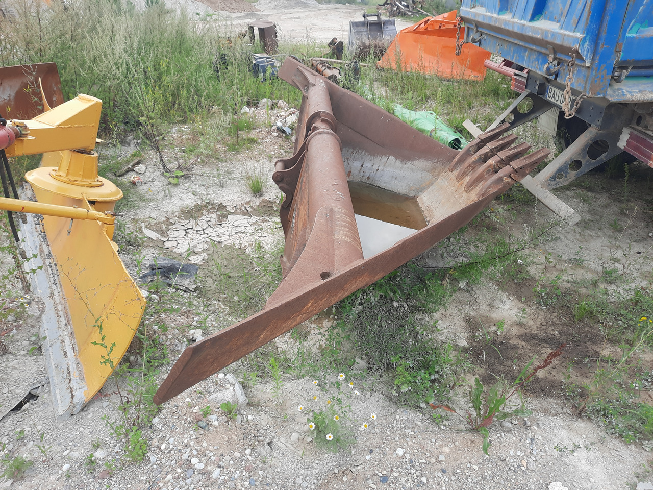 SOTRAMAINE 104 Łyżka trapezowa - Cazo para Maquinaria de construcción: foto 1 SOTRAMAINE 104 Łyżka trapezowa - Cazo para Maquinaria de construcción: foto 1