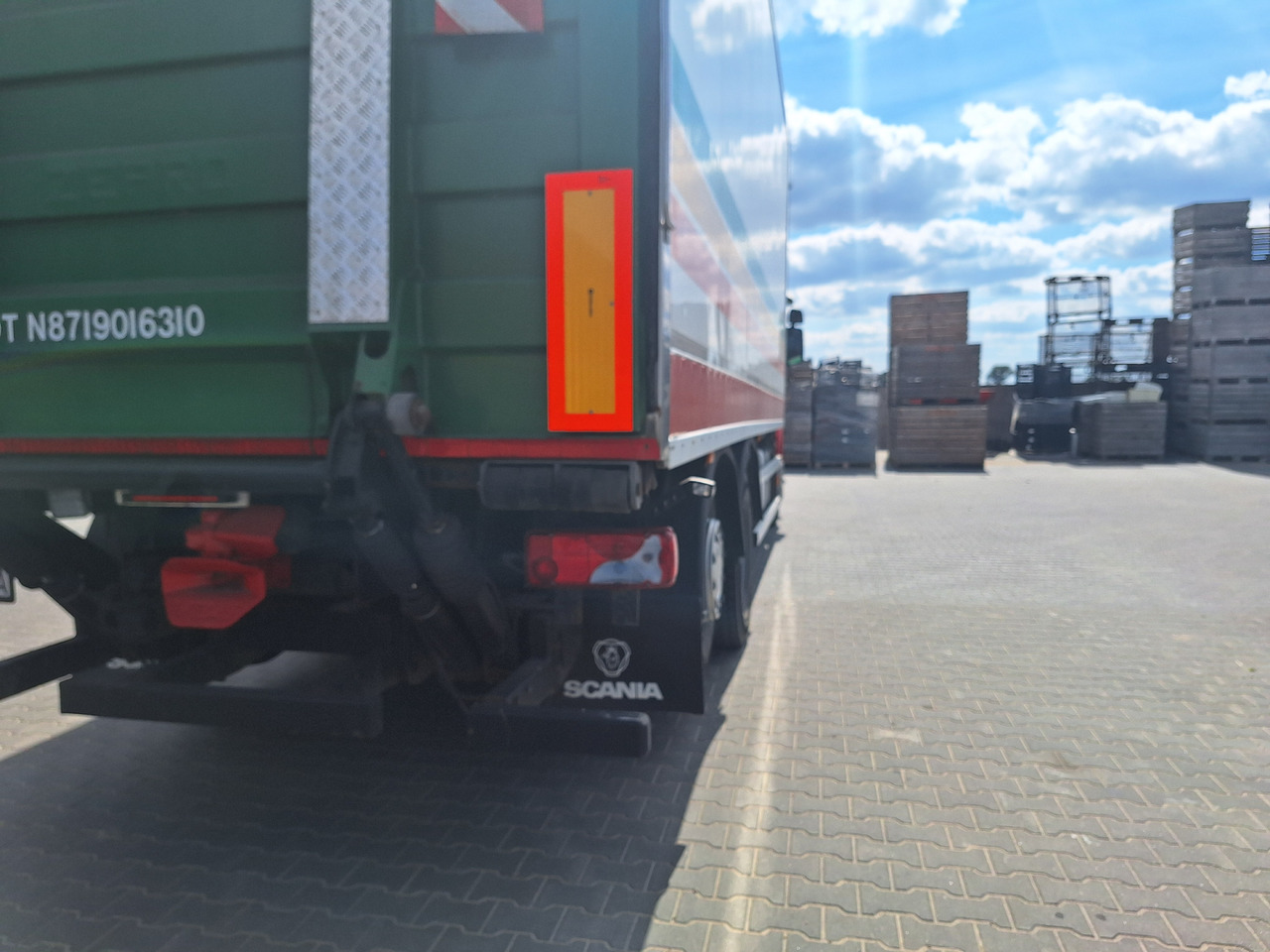 Scania P380 - Camión frigorífico: foto 4 Scania P380 - Camión frigorífico: foto 4