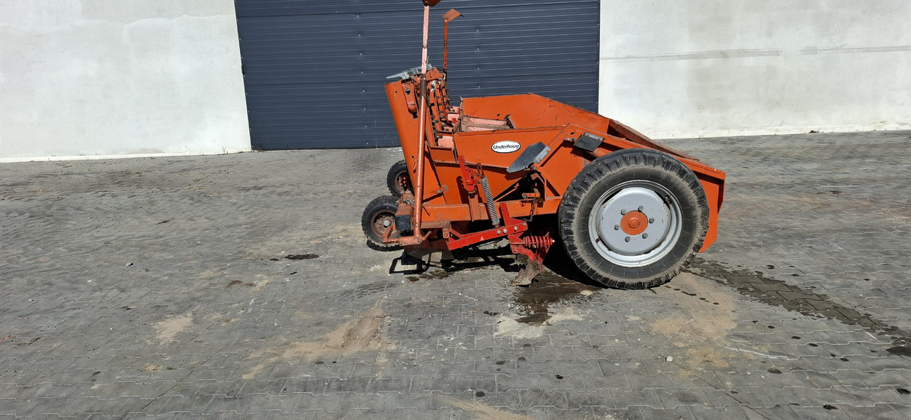 UDERHAUG 351 - Plantadora de patatas: foto 4 UDERHAUG 351 - Plantadora de patatas: foto 4