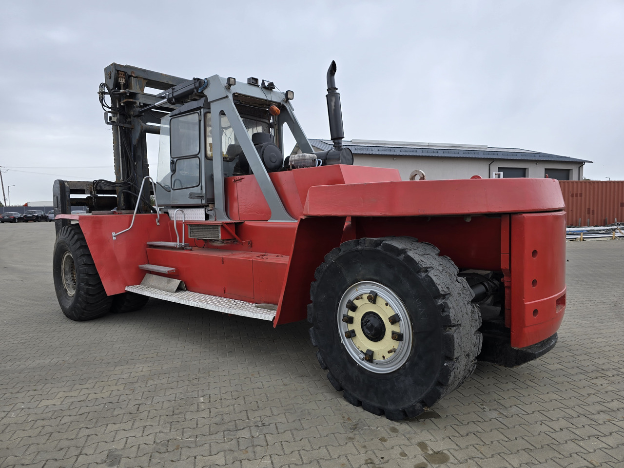 Kalmar KALMAR DCD420-12 - Carretilla para contenedores: foto 3 Kalmar KALMAR DCD420-12 - Carretilla para contenedores: foto 3