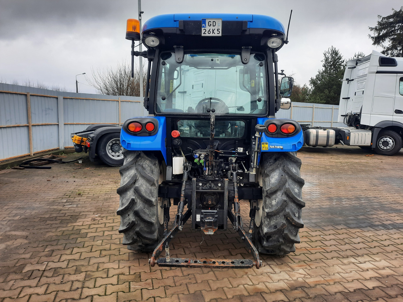 New-holland T4.65 - Tractor: foto 4 New-holland T4.65 - Tractor: foto 4