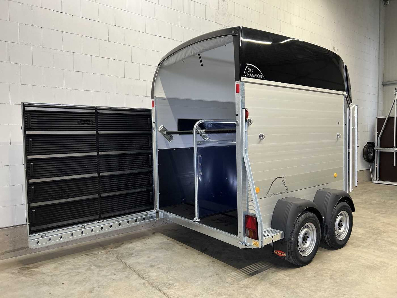 BOECKMANN Big Champion SKA WCF Pferdeanhänger - Remolque para caballos: foto 3 BOECKMANN Big Champion SKA WCF Pferdeanhänger - Remolque para caballos: foto 3