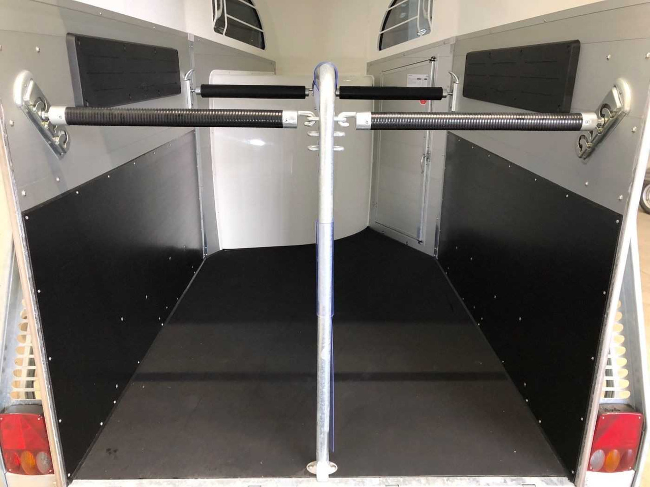 BOECKMANN Champion R Pferdeanhänger - Remolque para caballos: foto 2 BOECKMANN Champion R Pferdeanhänger - Remolque para caballos: foto 2