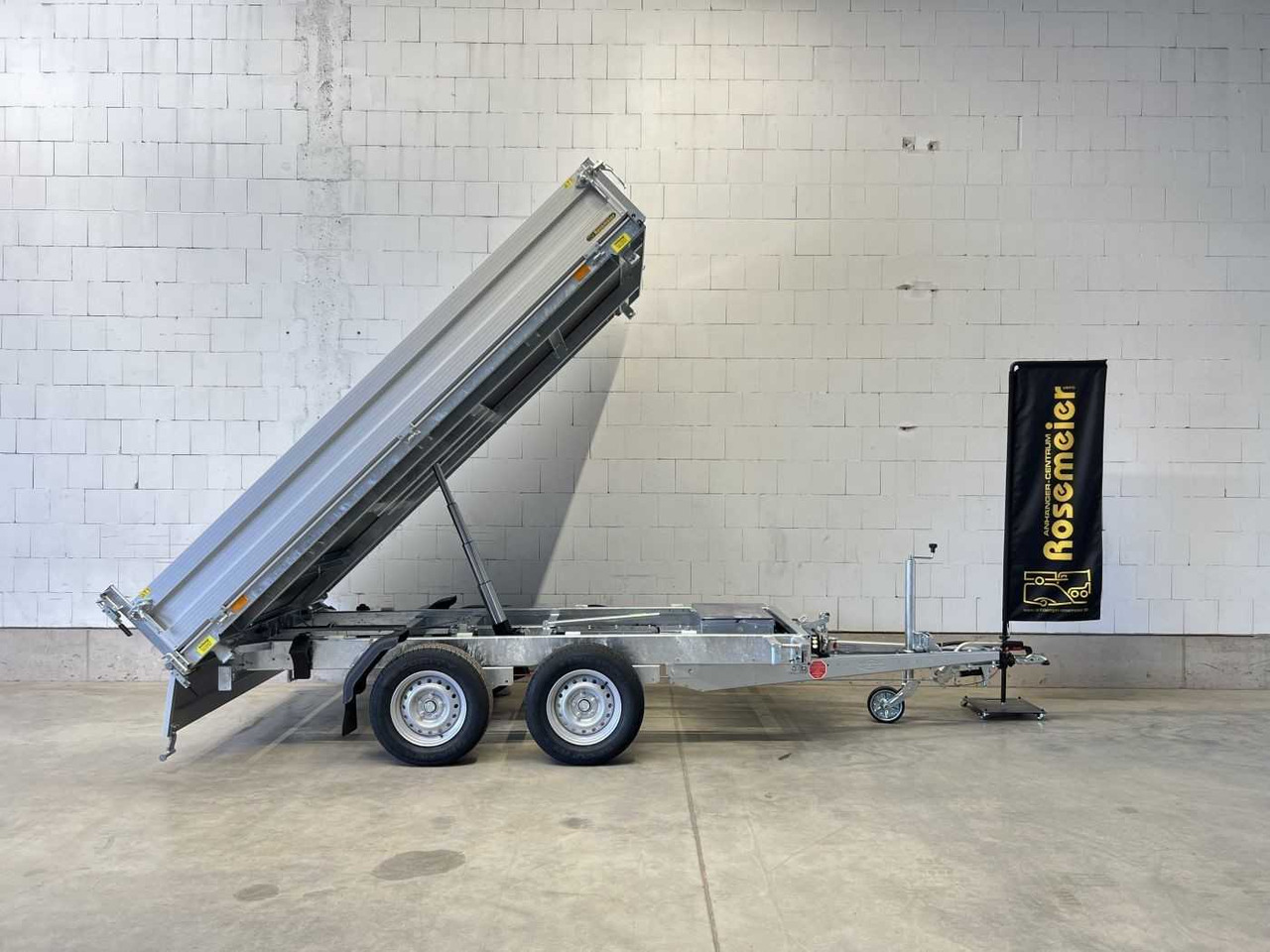 BOECKMANN DK-AL 3218/27 P Eco Dreiseitenkipper - Remolque volquete: foto 1 BOECKMANN DK-AL 3218/27 P Eco Dreiseitenkipper - Remolque volquete: foto 1