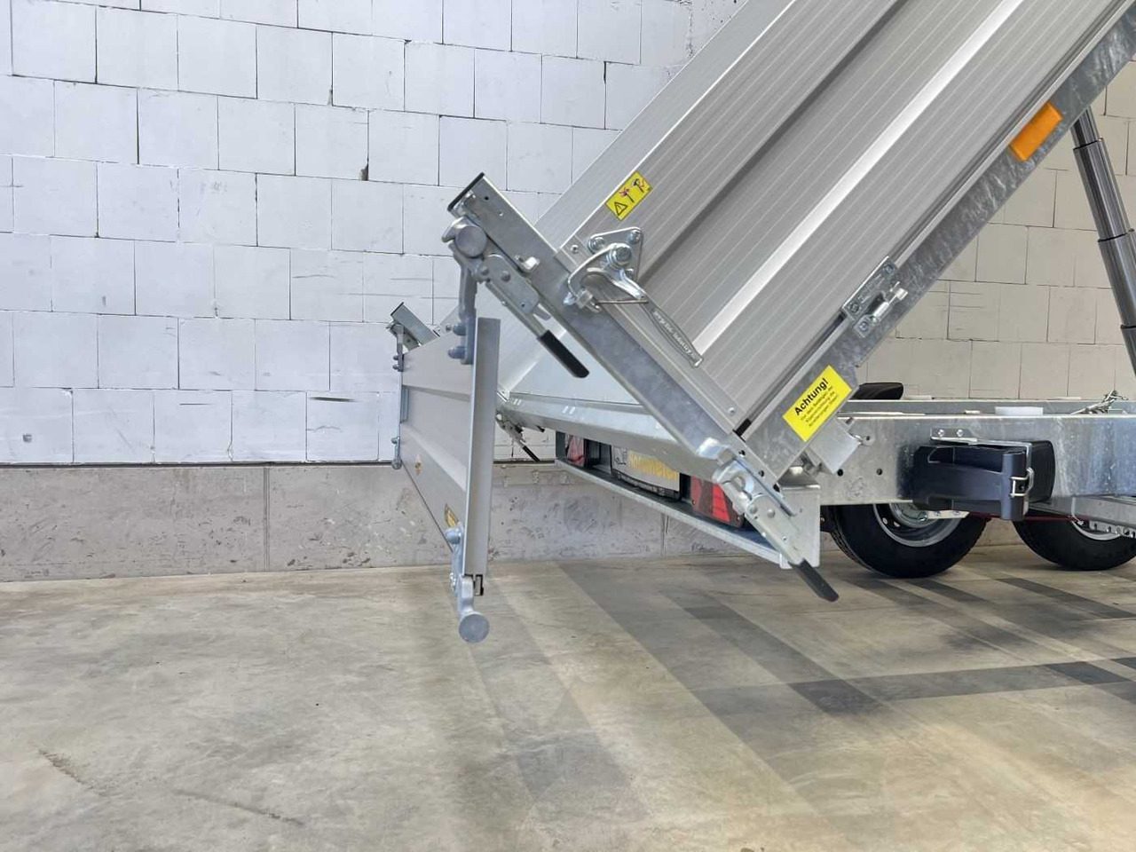 BOECKMANN DK-AL 3718/35 P Eco Dreiseitenkipper - Remolque volquete: foto 5 BOECKMANN DK-AL 3718/35 P Eco Dreiseitenkipper - Remolque volquete: foto 5