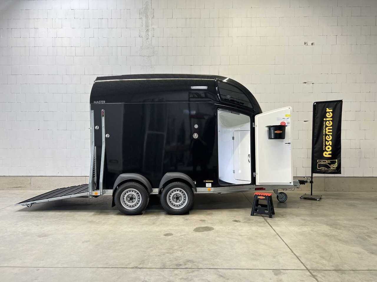 BOECKMANN Master 21 CFF Pferdeanhänger - Remolque para caballos: foto 1 BOECKMANN Master 21 CFF Pferdeanhänger - Remolque para caballos: foto 1