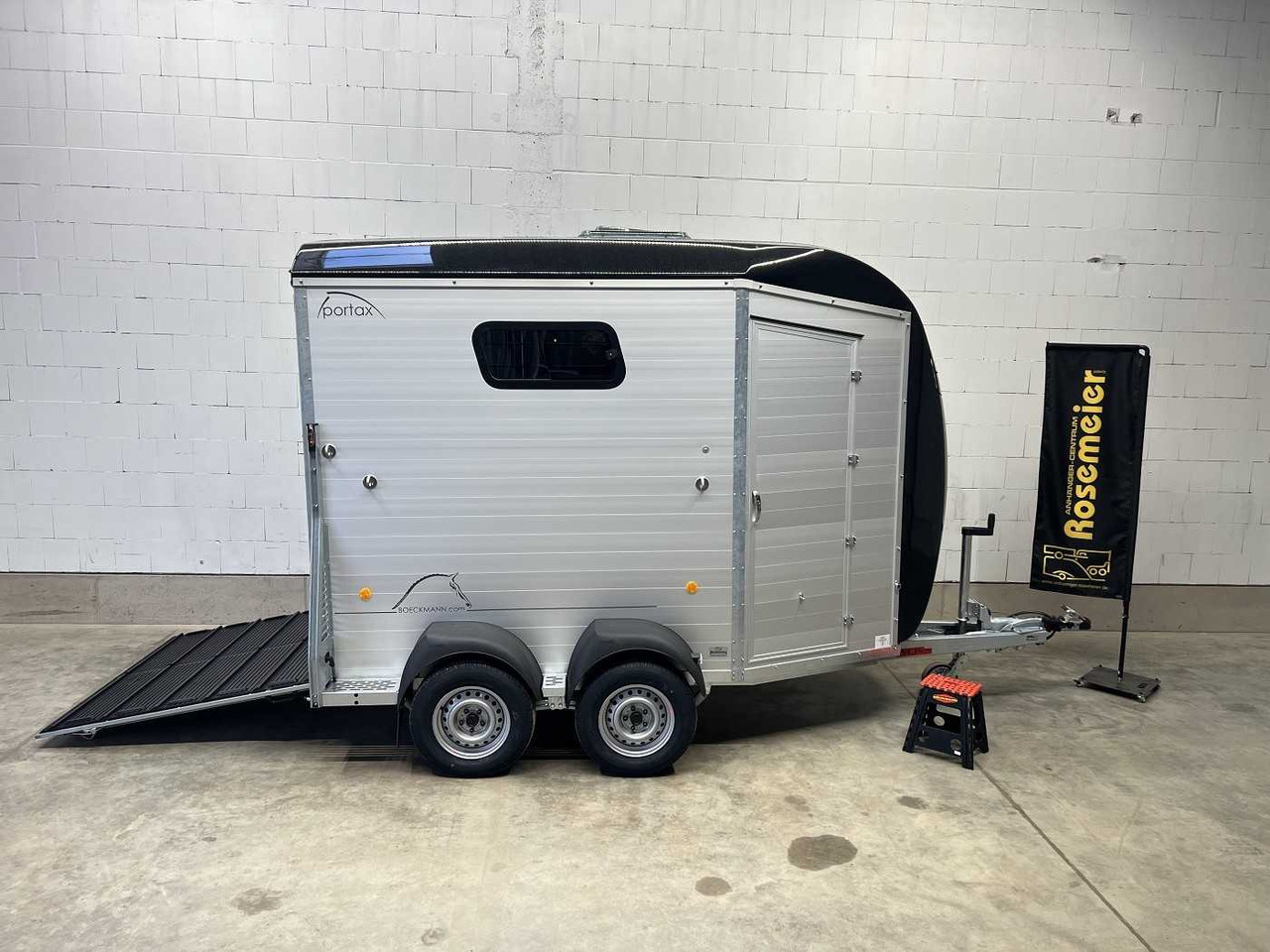 BOECKMANN Portax SKA Pferdeanhänger - Remolque para caballos: foto 2 BOECKMANN Portax SKA Pferdeanhänger - Remolque para caballos: foto 2