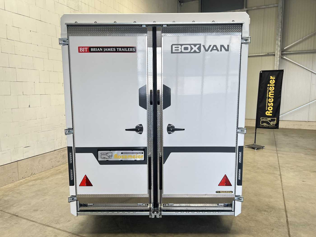 BRIAN_JAMES Box Van 600-4018-27-2-12-W Tür Kofferanhänger - Remolque caja cerrada: foto 3 BRIAN_JAMES Box Van 600-4018-27-2-12-W Tür Kofferanhänger - Remolque caja cerrada: foto 3