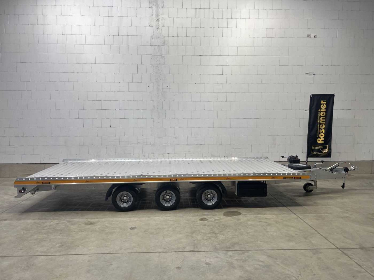 GROMEX L3-3500-5.2 Autotransporter - Remolque portavehículos: foto 1 GROMEX L3-3500-5.2 Autotransporter - Remolque portavehículos: foto 1