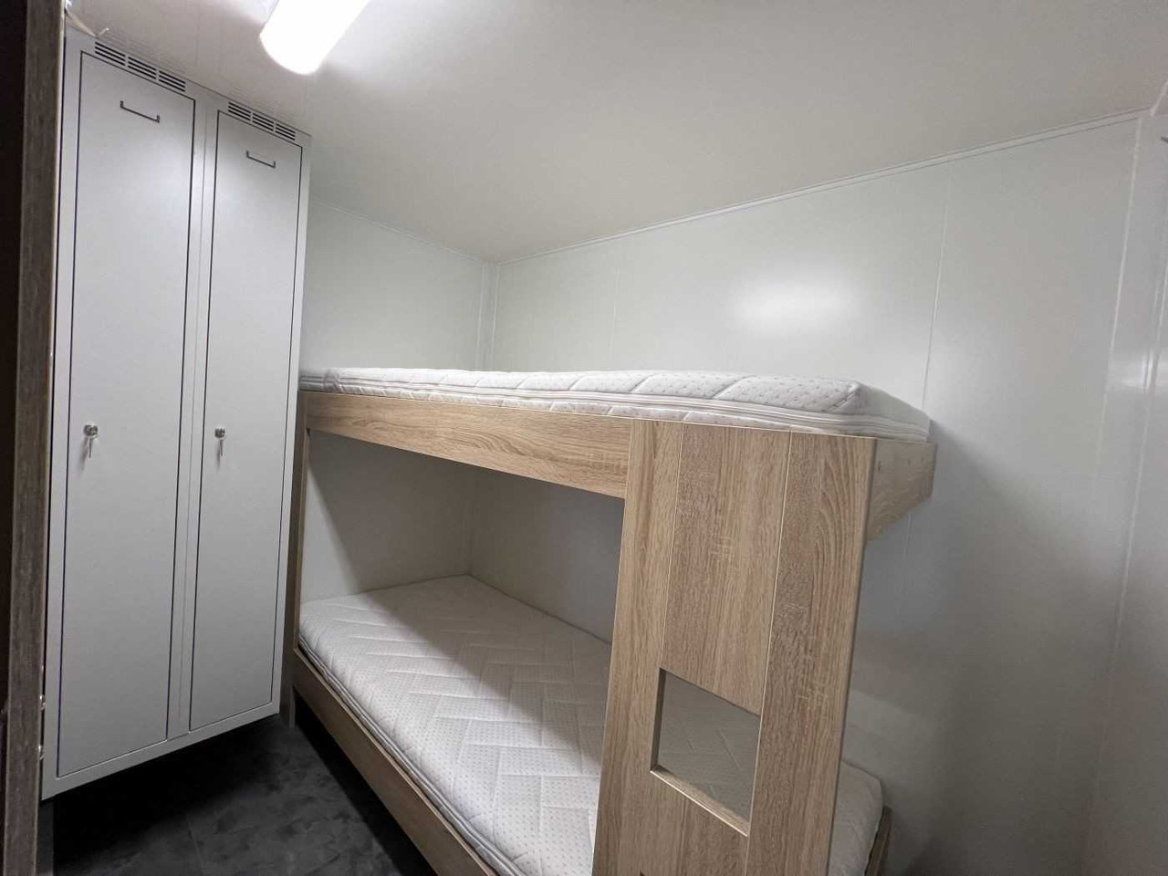 Casa contenedor, Remolque nuevo ROSEMEIER VE MOBI 7344 Economy Mannschaftswagen: foto 28