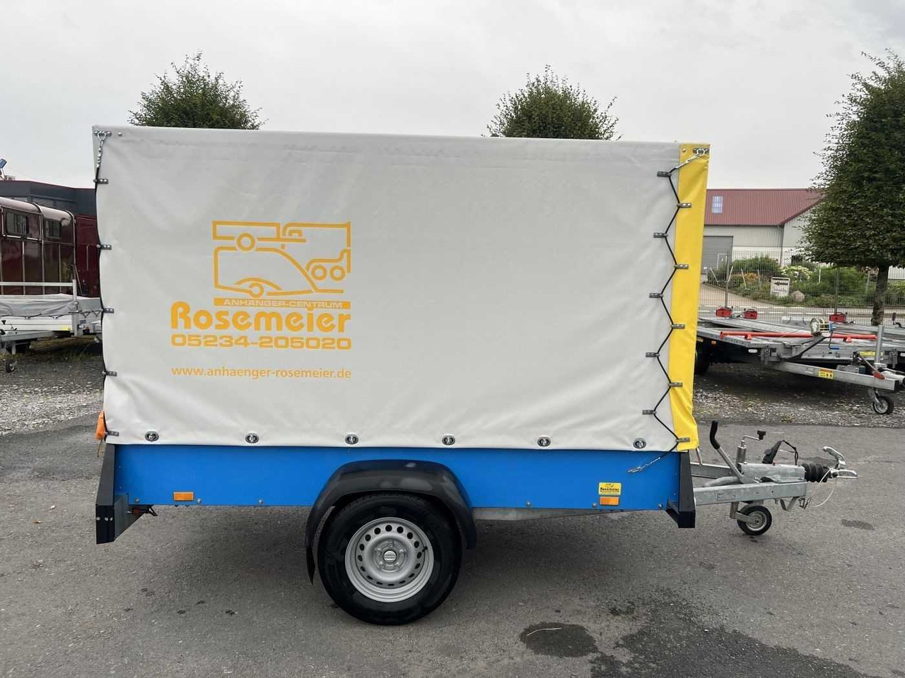 ROSEMEIER VE Spectrum B 13.25 Cirkus Plane Kastenanhänger geb - Remolque de coche: foto 1 ROSEMEIER VE Spectrum B 13.25 Cirkus Plane Kastenanhänger geb - Remolque de coche: foto 1