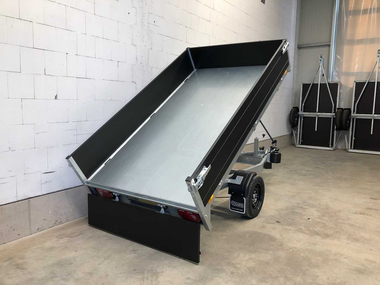 SARIS K1 256 150 1500 1 Black Editio Rückwärtskipper - Remolque volquete: foto 4 SARIS K1 256 150 1500 1 Black Editio Rückwärtskipper - Remolque volquete: foto 4