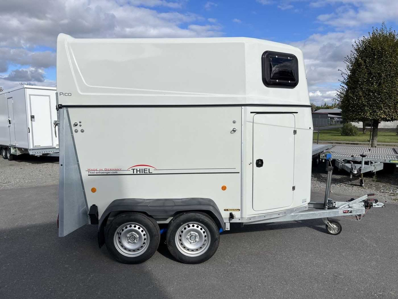 THIEL TF5 Pico Pferdeanhänger - Remolque para caballos: foto 2 THIEL TF5 Pico Pferdeanhänger - Remolque para caballos: foto 2