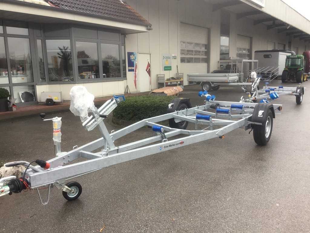 TPV BA1300-R Bootsanhänger - Remolque para barco: foto 1 TPV BA1300-R Bootsanhänger - Remolque para barco: foto 1