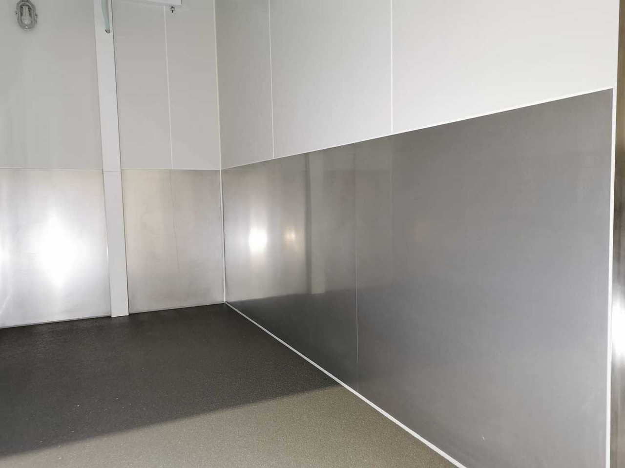 Remolque frigorífico nuevo UNSINN KIK 3030-14-1500 Rohrbahn Kühlanhänger: foto 6