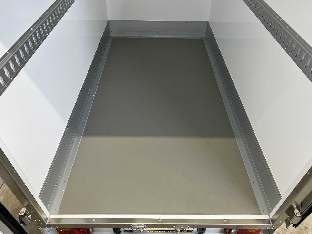 Remolque frigorífico nuevo WM MEYER AZK 3030/156 Rohrbahn Kühlanhänger: foto 10 Remolque frigorífico nuevo WM MEYER AZK 3030/156 Rohrbahn Kühlanhänger: foto 10