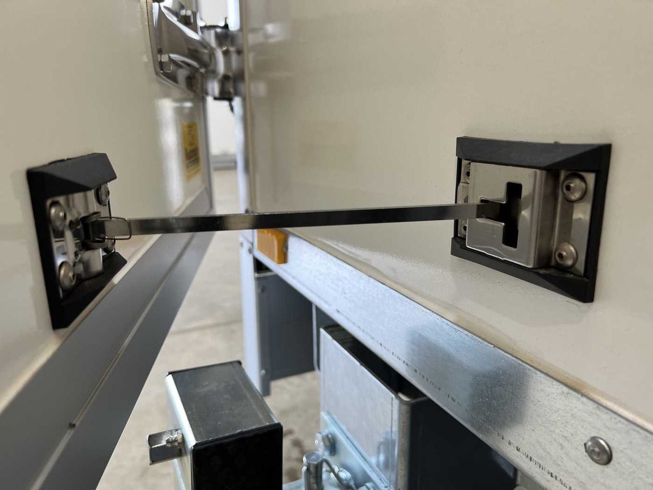 Remolque frigorífico nuevo WM MEYER AZK 3030/156 Rohrbahn Kühlanhänger: foto 16 Remolque frigorífico nuevo WM MEYER AZK 3030/156 Rohrbahn Kühlanhänger: foto 16