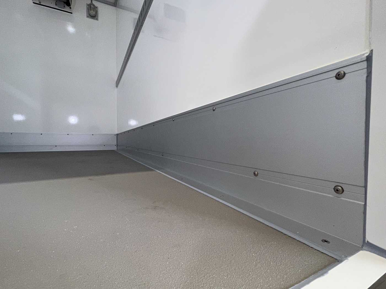 Remolque frigorífico nuevo WM MEYER AZK 3030/156 Rohrbahn Kühlanhänger: foto 24 Remolque frigorífico nuevo WM MEYER AZK 3030/156 Rohrbahn Kühlanhänger: foto 24