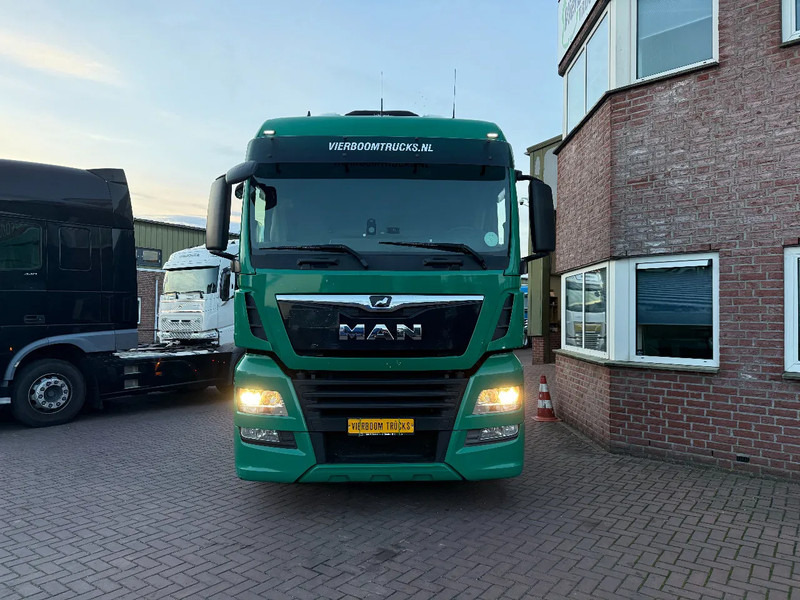 MAN TGX 18.420 TGX 18.420 4X2 XLX / 2x tank / Night airco / Good condition - Cabeza tractora: foto 5 MAN TGX 18.420 TGX 18.420 4X2 XLX / 2x tank / Night airco / Good condition - Cabeza tractora: foto 5