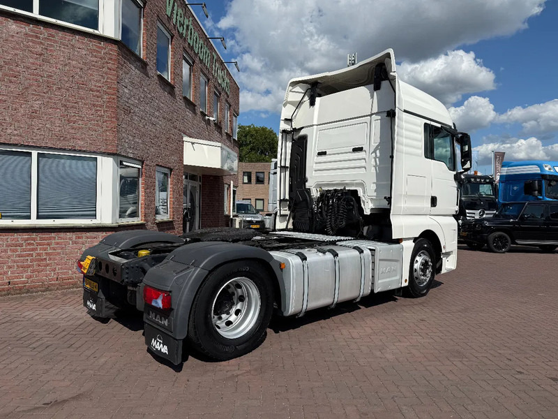 MAN TGX TGX 18.420 4X2 BLS / 2X TANK / 2X BETT / MAN SERVICE / TOP NL TRUCK - Cabeza tractora: foto 5 MAN TGX TGX 18.420 4X2 BLS / 2X TANK / 2X BETT / MAN SERVICE / TOP NL TRUCK - Cabeza tractora: foto 5