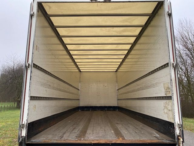 Camión caja cerrada MAN TGS 18.320 TGS 18.320 BAKWAGEN MET LAADKLEP COMPLEET MET 2-ASSIGE AANHANGWAGEN: foto 17