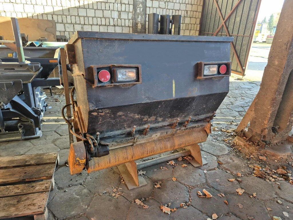 DYNAPAC CC 234HF - Apisonadora de asfalto: foto 4 DYNAPAC CC 234HF - Apisonadora de asfalto: foto 4