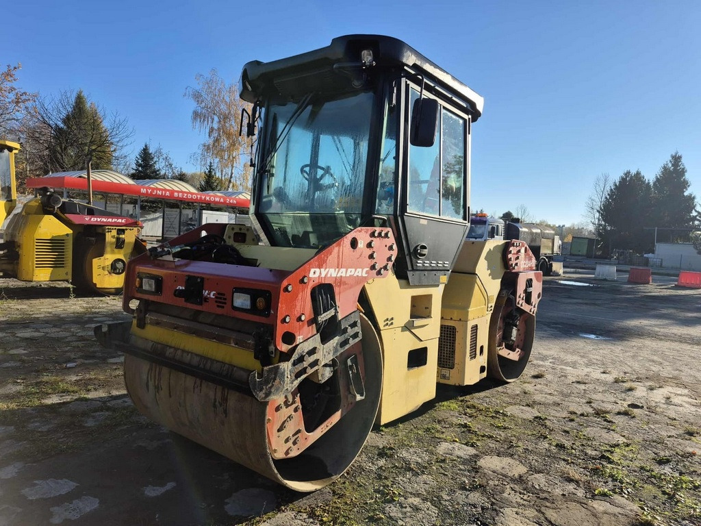 DYNAPAC CC 234HF - Apisonadora de asfalto: foto 3 DYNAPAC CC 234HF - Apisonadora de asfalto: foto 3