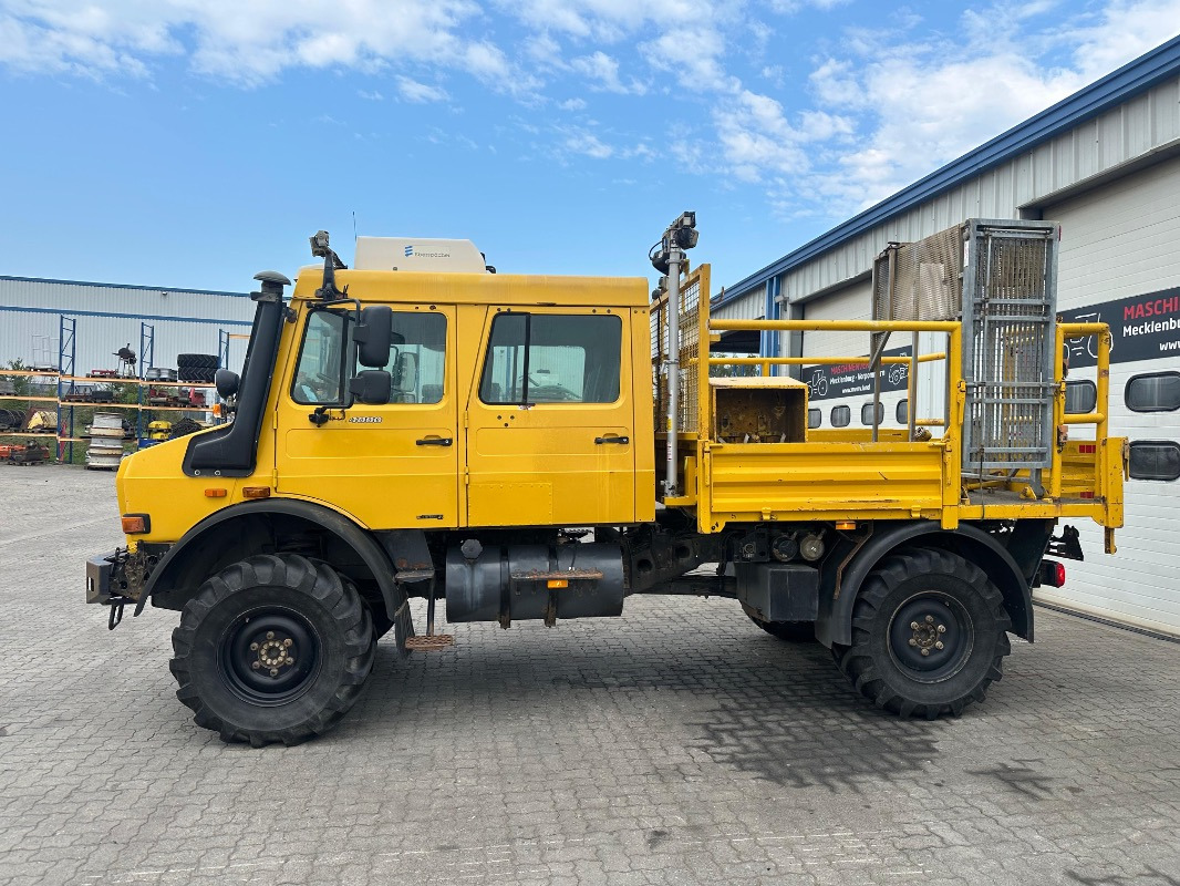 Tractor Mercedes-Benz U 4000: foto 20