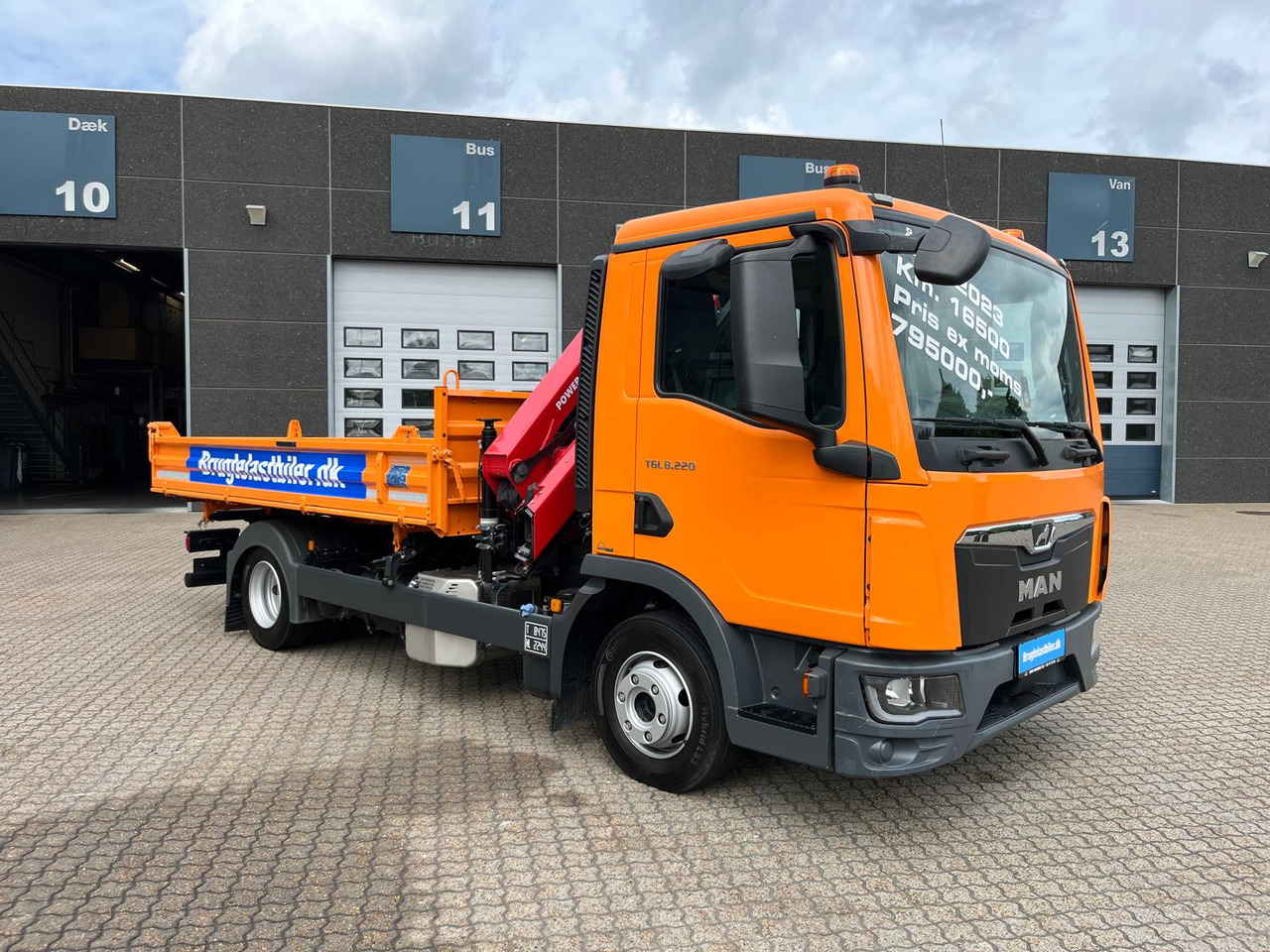 MAN TGL 8.220 - Camión volquete, Camión grúa: foto 3 MAN TGL 8.220 - Camión volquete, Camión grúa: foto 3