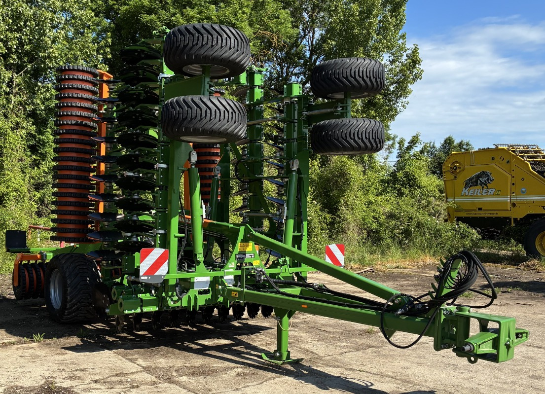 Arrendamiento de Amazone Catros  8003-2TX Amazone Catros  8003-2TX: foto 8