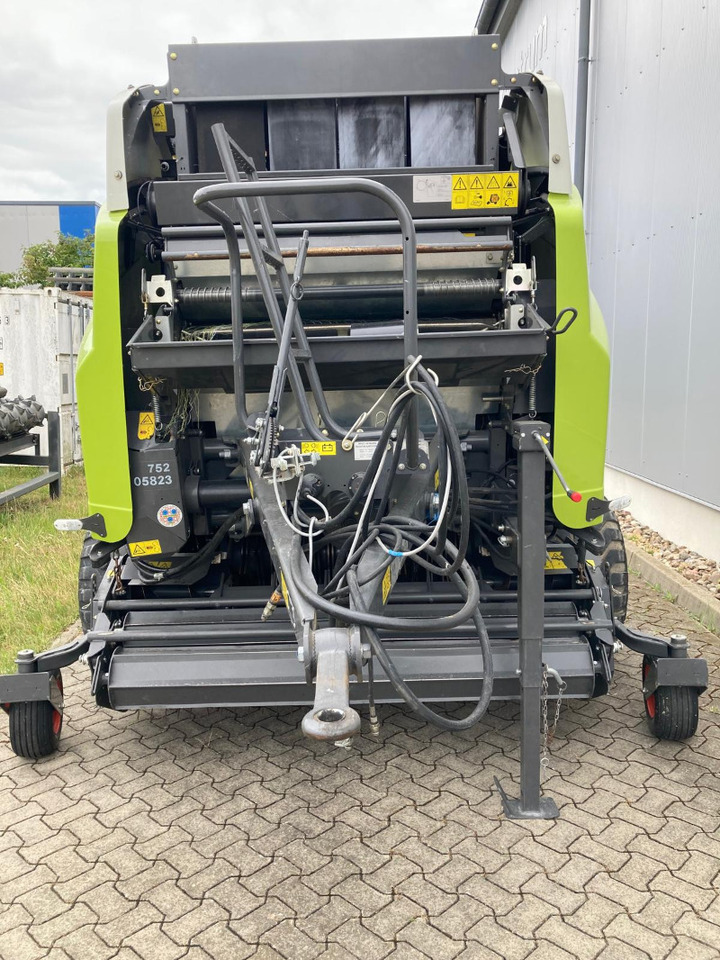 CLAAS Variant 485 RC PRO - Rotoempacadora: foto 2 CLAAS Variant 485 RC PRO - Rotoempacadora: foto 2