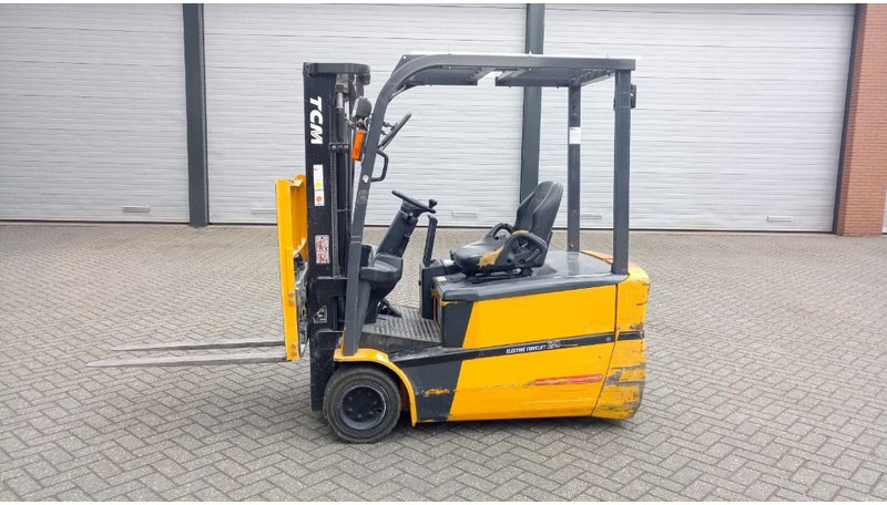 Carretilla elevadora eléctrica TCM FTB20-7: foto 1