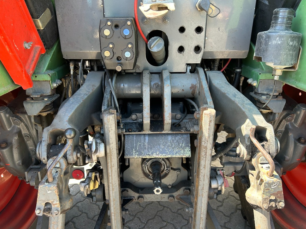 Fendt Farmer 310 - Tractor: foto 4 Fendt Farmer 310 - Tractor: foto 4