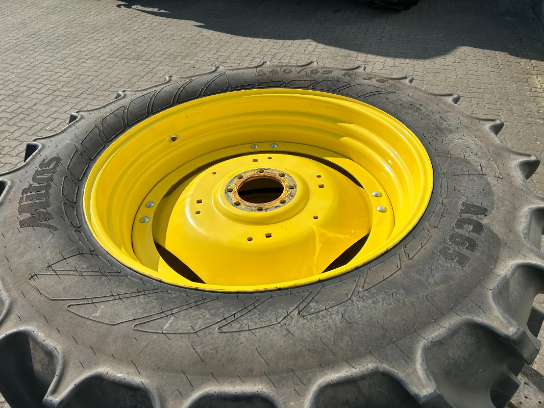 Neumático para Maquinaria agrícola nuevo Mitas Kompletträder 540/65R38 480/65R24: foto 6 Neumático para Maquinaria agrícola nuevo Mitas Kompletträder 540/65R38 480/65R24: foto 6