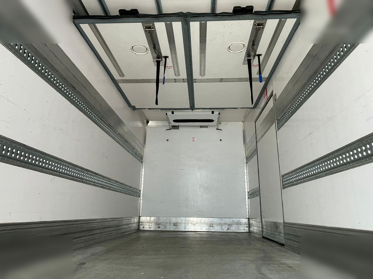 SCANIA P280 - Camión frigorífico: foto 5 SCANIA P280 - Camión frigorífico: foto 5