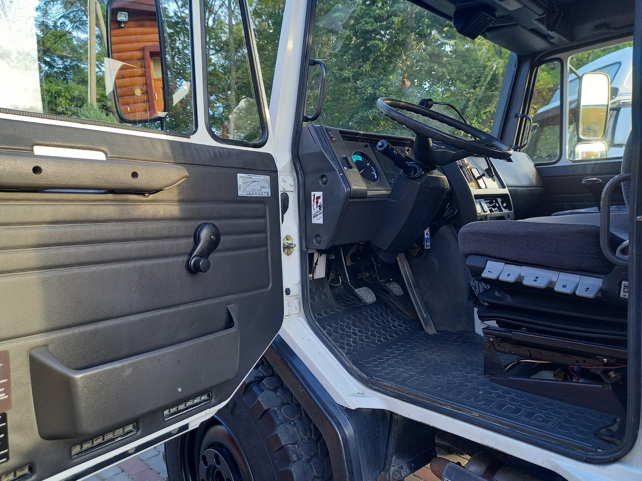 Camión grúa UNIMOG U100L: foto 31