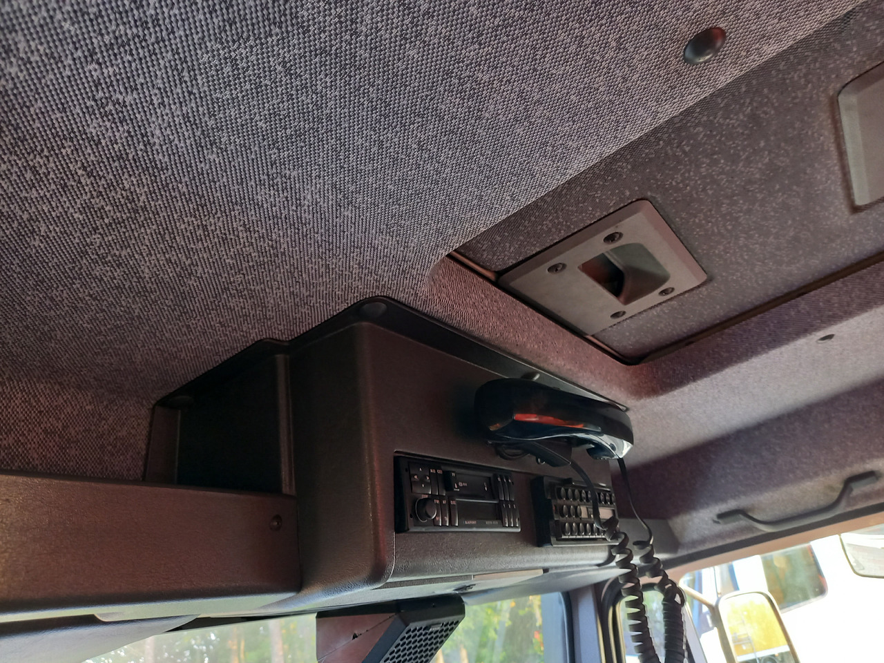 Camión grúa UNIMOG U100L: foto 29