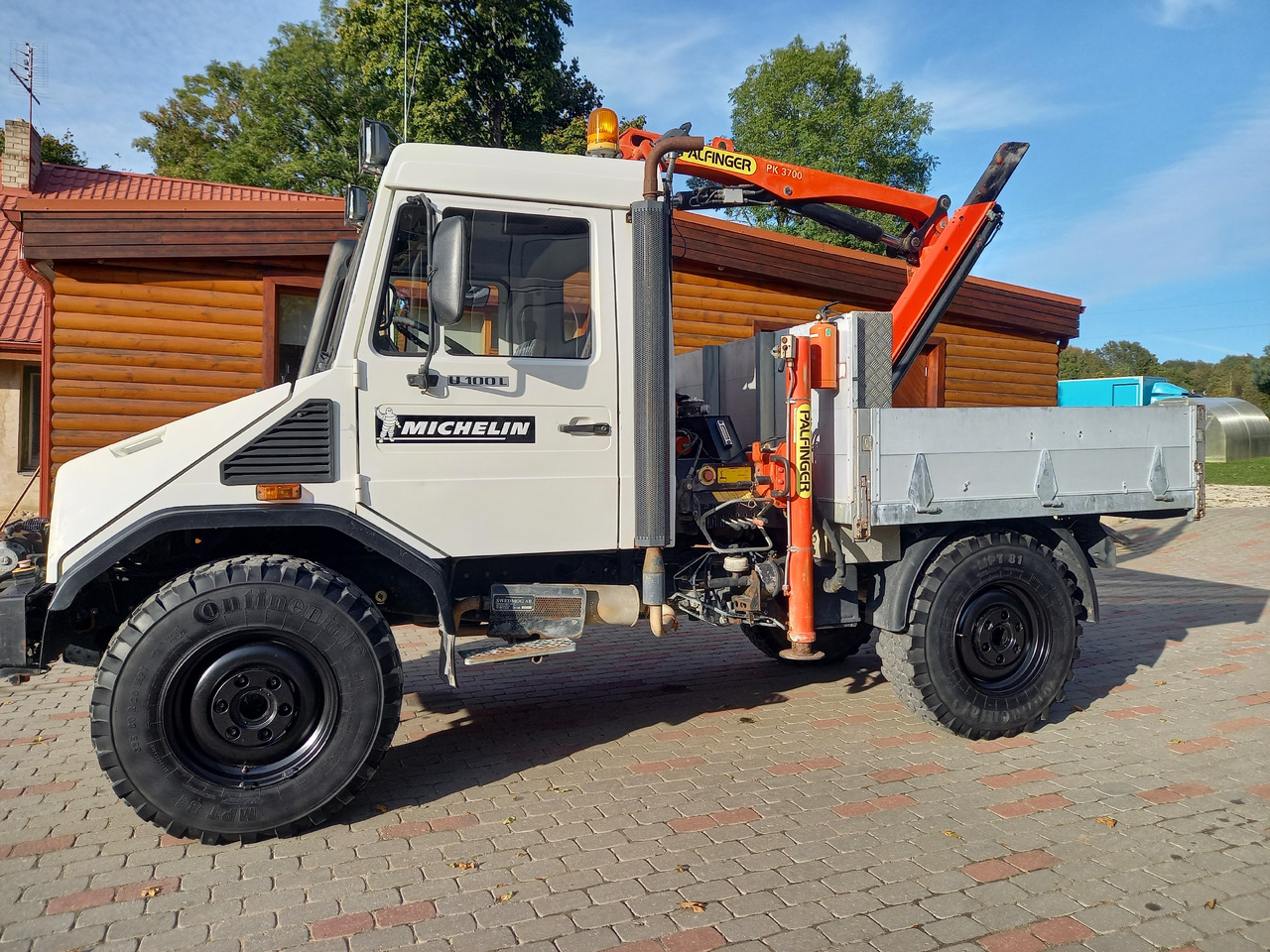 Camión grúa UNIMOG U100L: foto 8