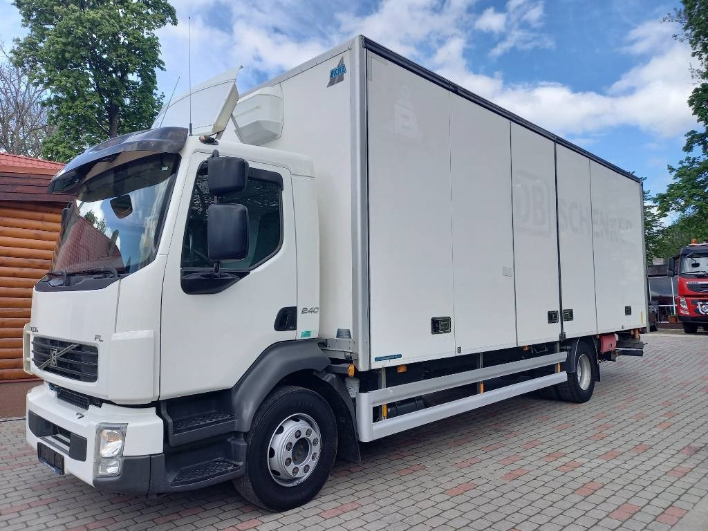 Volvo FL 240, 4x2, SIDE-OPENING - Camión caja cerrada: foto 4 Volvo FL 240, 4x2, SIDE-OPENING - Camión caja cerrada: foto 4