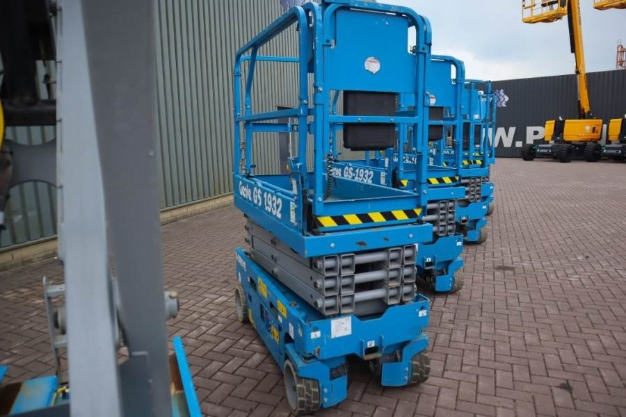 Genie GS1932 E-Drive Several In Stock, 8m Working Height - Plataforma de tijeras: foto 4 Genie GS1932 E-Drive Several In Stock, 8m Working Height - Plataforma de tijeras: foto 4