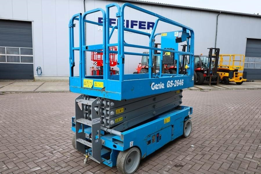 Genie GS2646 Electric, Working Height 9.80m, Capacity 45 - Plataforma de tijeras: foto 3 Genie GS2646 Electric, Working Height 9.80m, Capacity 45 - Plataforma de tijeras: foto 3