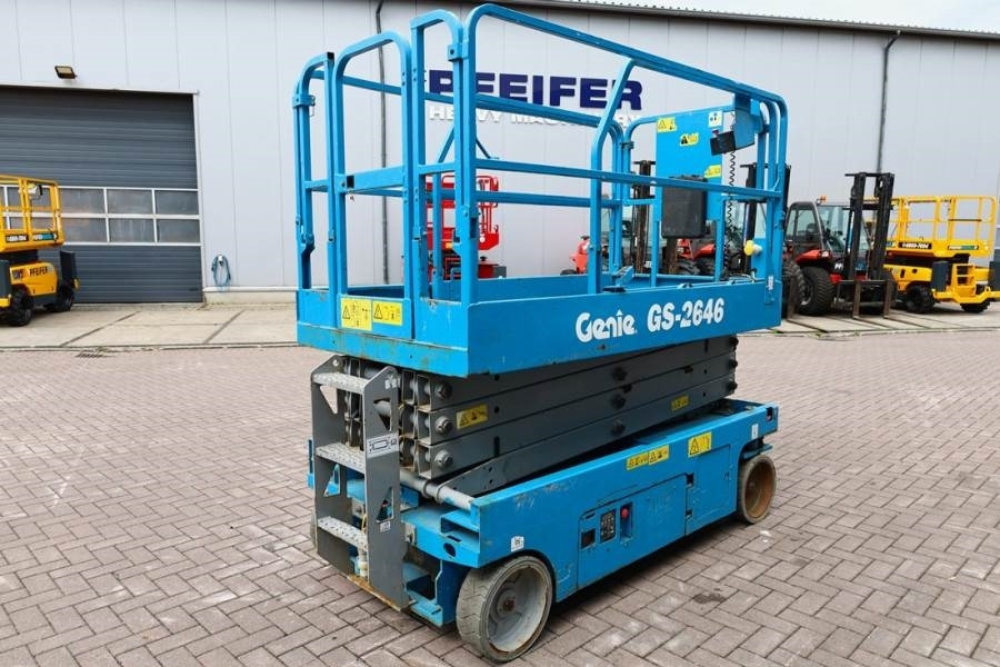 Genie GS2646 Electric, Working Height 9.80m, Capacity 45 - Plataforma de tijeras: foto 2 Genie GS2646 Electric, Working Height 9.80m, Capacity 45 - Plataforma de tijeras: foto 2