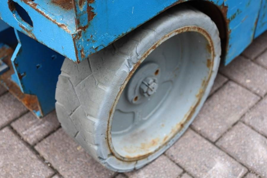 Plataforma de tijeras Genie GS3246 Electric, Working Height 11.75 m, 318kg Cap: foto 14