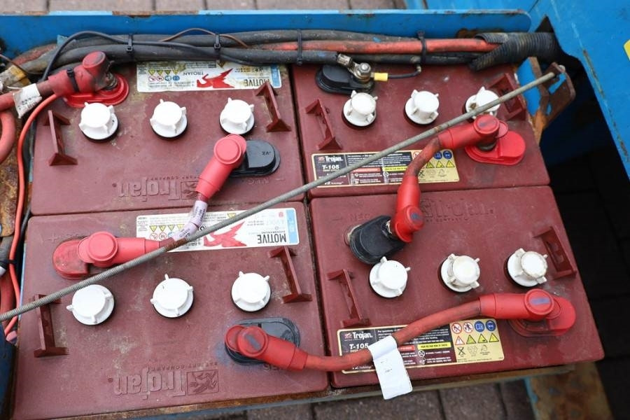 Genie GS3246 Electric, Working Height 11.75 m, 318kg Cap - Plataforma de tijeras: foto 5 Genie GS3246 Electric, Working Height 11.75 m, 318kg Cap - Plataforma de tijeras: foto 5