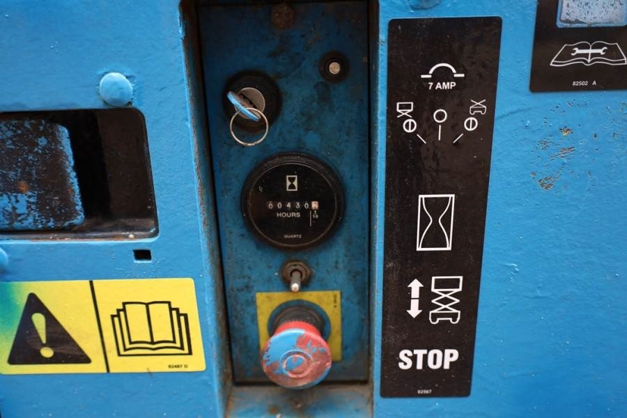 Plataforma de tijeras Genie GS3246 Electric, Working Height 11.75 m, 318kg Cap: foto 11 Plataforma de tijeras Genie GS3246 Electric, Working Height 11.75 m, 318kg Cap: foto 11