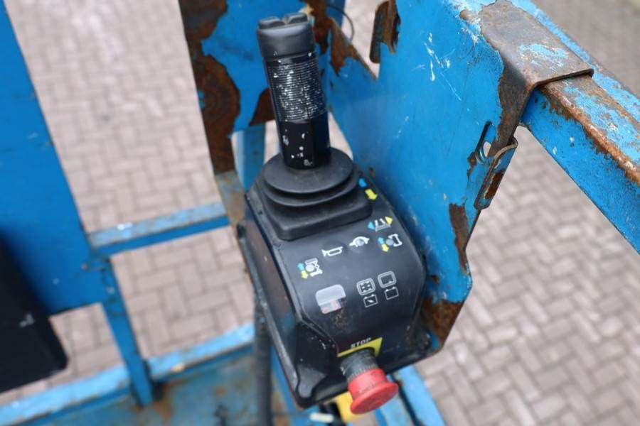 Genie GS3246 Electric, Working Height 11.75 m, 318kg Cap - Plataforma de tijeras: foto 4 Genie GS3246 Electric, Working Height 11.75 m, 318kg Cap - Plataforma de tijeras: foto 4