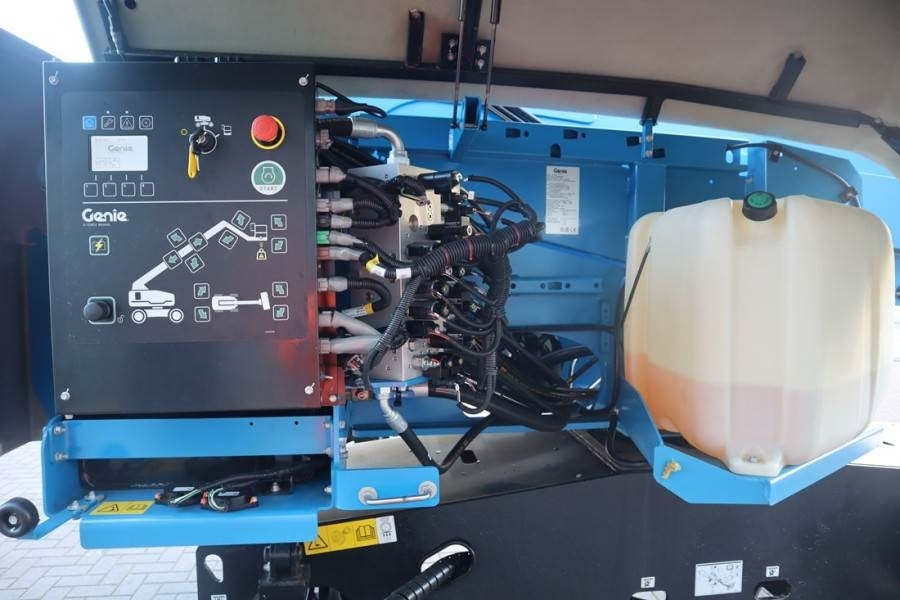 Plataforma telescopica Genie S45XC Valid Inspection, *Guarantee! Diesel, 4x4 Dr: foto 10