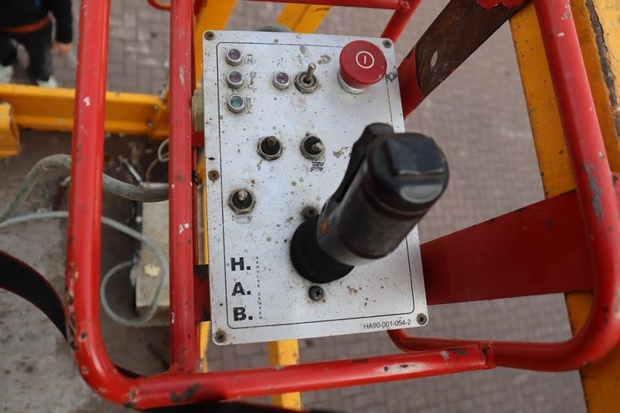 HAB S195-24 D4WDS Diesel, 4x4 Drive, 19.5m Working Hei - Plataforma de tijeras: foto 4 HAB S195-24 D4WDS Diesel, 4x4 Drive, 19.5m Working Hei - Plataforma de tijeras: foto 4