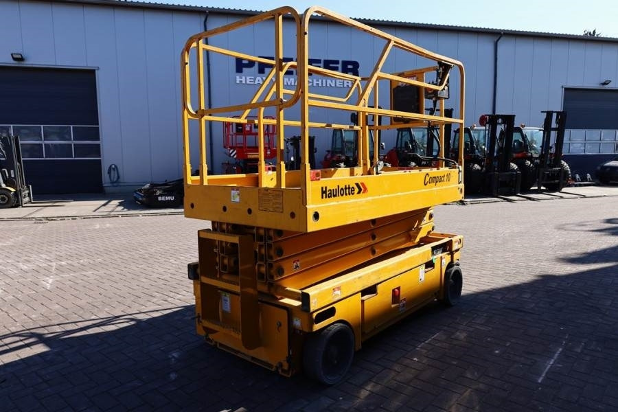 Haulotte Compact 10 Electric, 10m Working Height, 450kg Cap - Plataforma de tijeras: foto 2 Haulotte Compact 10 Electric, 10m Working Height, 450kg Cap - Plataforma de tijeras: foto 2